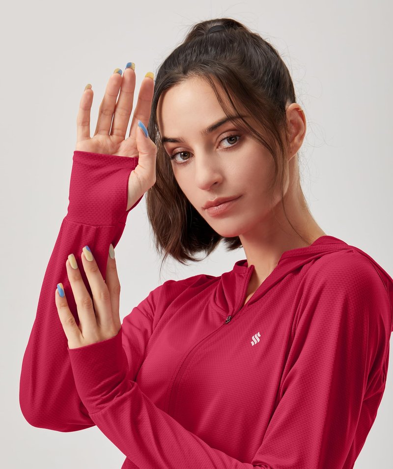 Soothfeel Women's UPF 50+ Sun Protection Hoodie Jacket Lightweight Long Sleeve Sun Shirt for Women with Pocket Hiking Outdoor(Red, M)