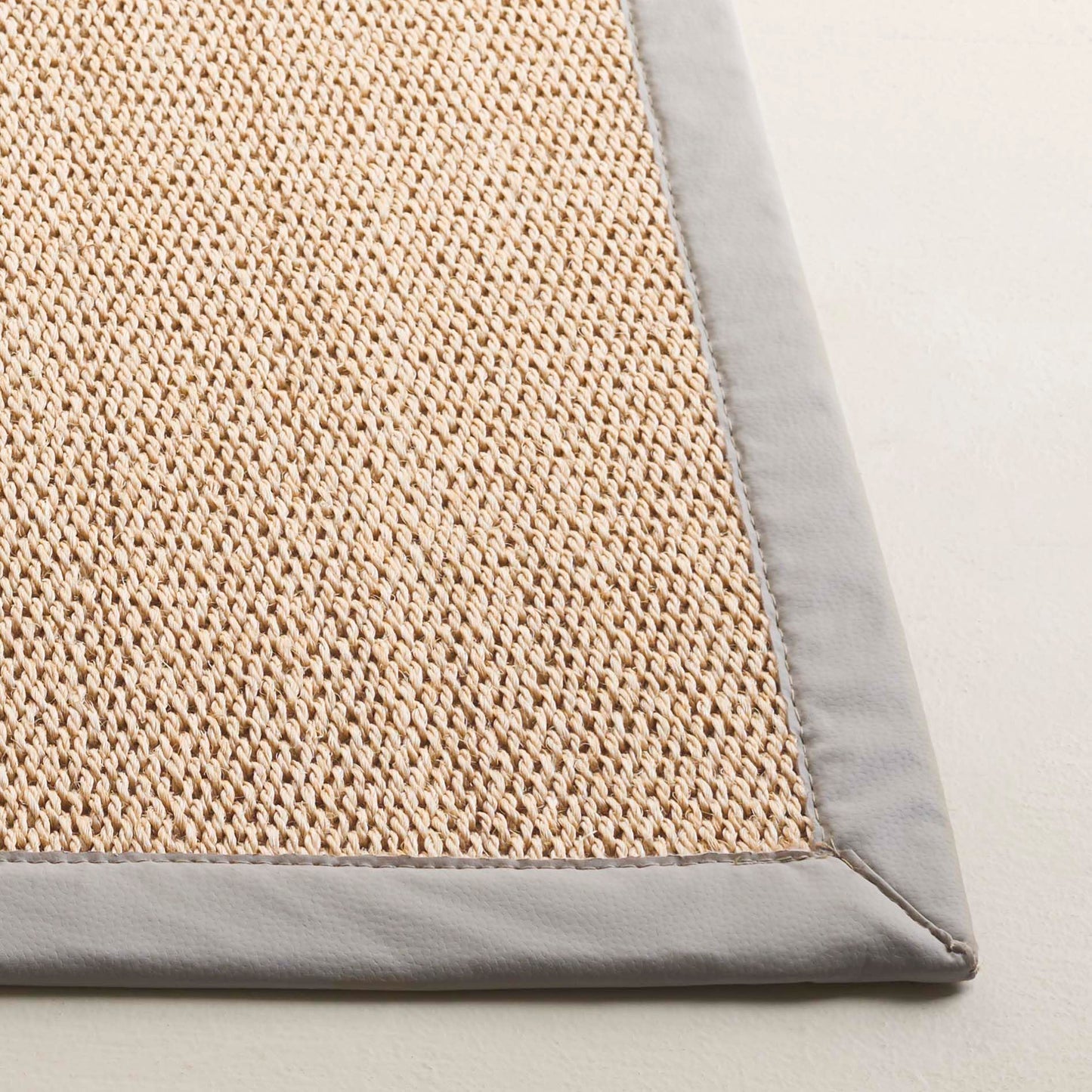 SAFAVIEH Area Rug 4x6 - Natural Fiber Collection - Marble & Beige, Sisal, Ideal for Living Room, Bedroom, Dining Space (NF140B)