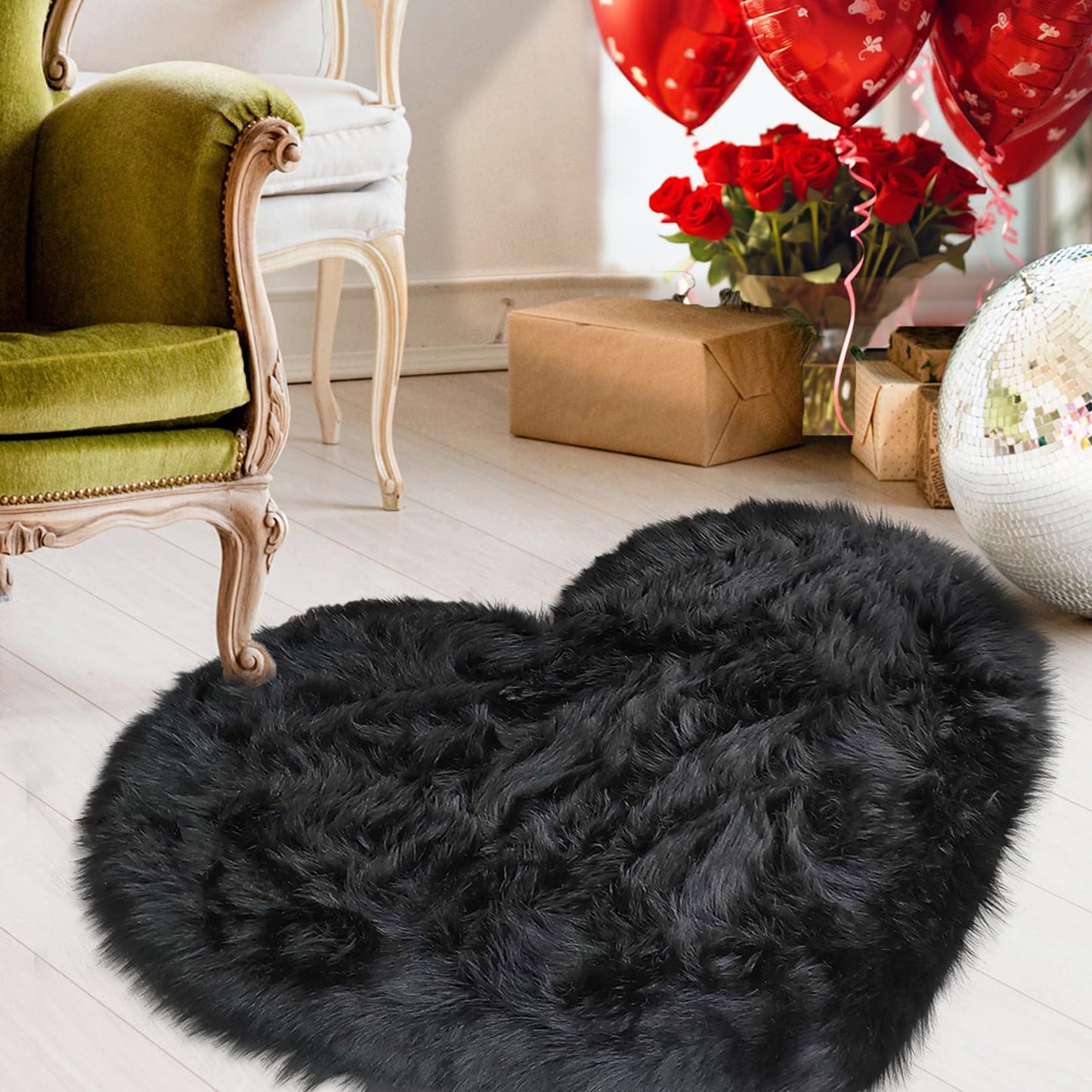 YRXRUS Heart Rug, Black Heart Shaped Rug, Fluffy Faux Fur Rugs, Shag Mats for Bedroom Living Room, Love Coquette Room Decor 2x3 Ft