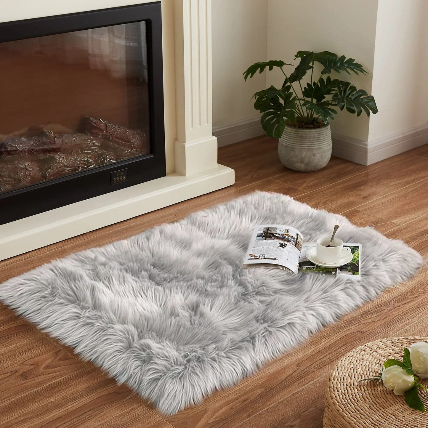 Goolela Grey Fluffy Fuzzy Furry Rug 2x3 Gray Faux Sheepskin Fur Rug for Bedroom Living Room Dorm Small Soft Bedside Carpet Plush Washable Rectangle