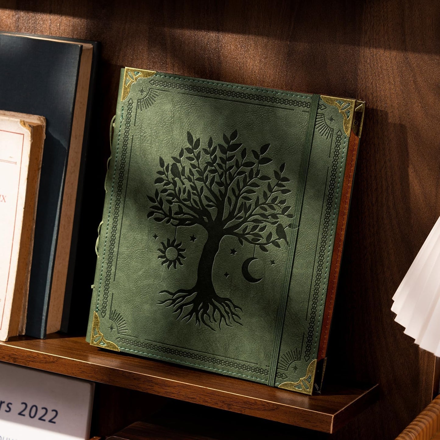 Vintage Photo Album 4x6 Leather Scrapbook Album with Writing Space 120 Photos & 30 Sheets DIY Paper Memory Albums Book for Anniversary Travel Vacation Family Tree, Green