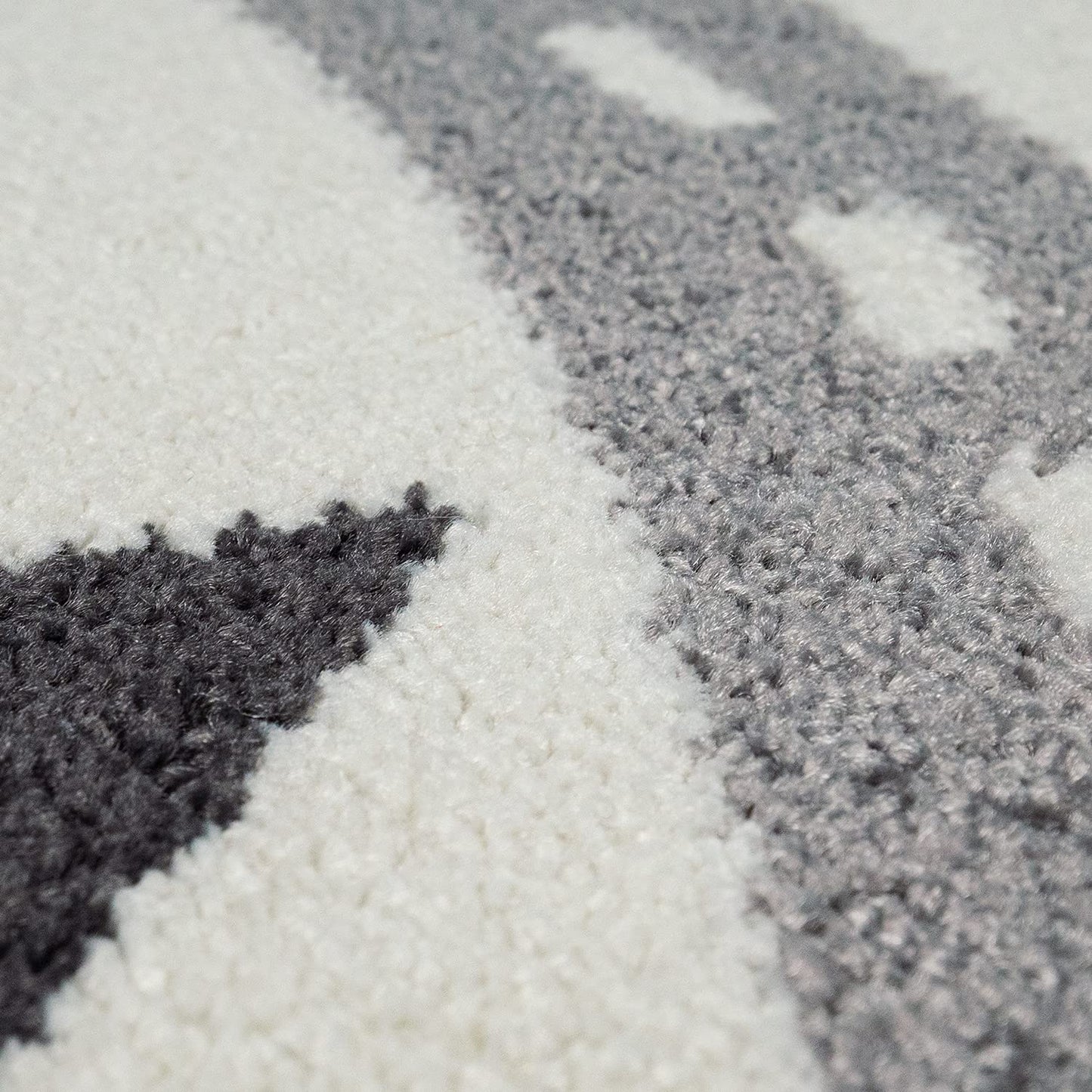 Paco Home Kids Rug for Nursery with Town Streets and Cars Motif in Pastel Cream, Size: 2'8" x 4'11"
