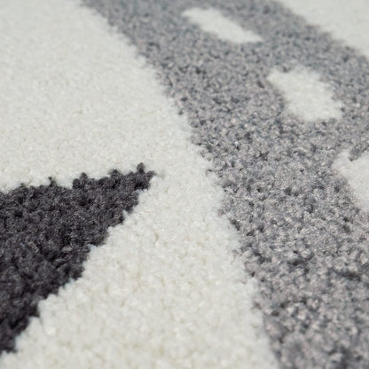 Paco Home Kids Rug for Nursery with Town Streets and Cars Motif in Pastel Cream, Size: 2'8" x 4'11"