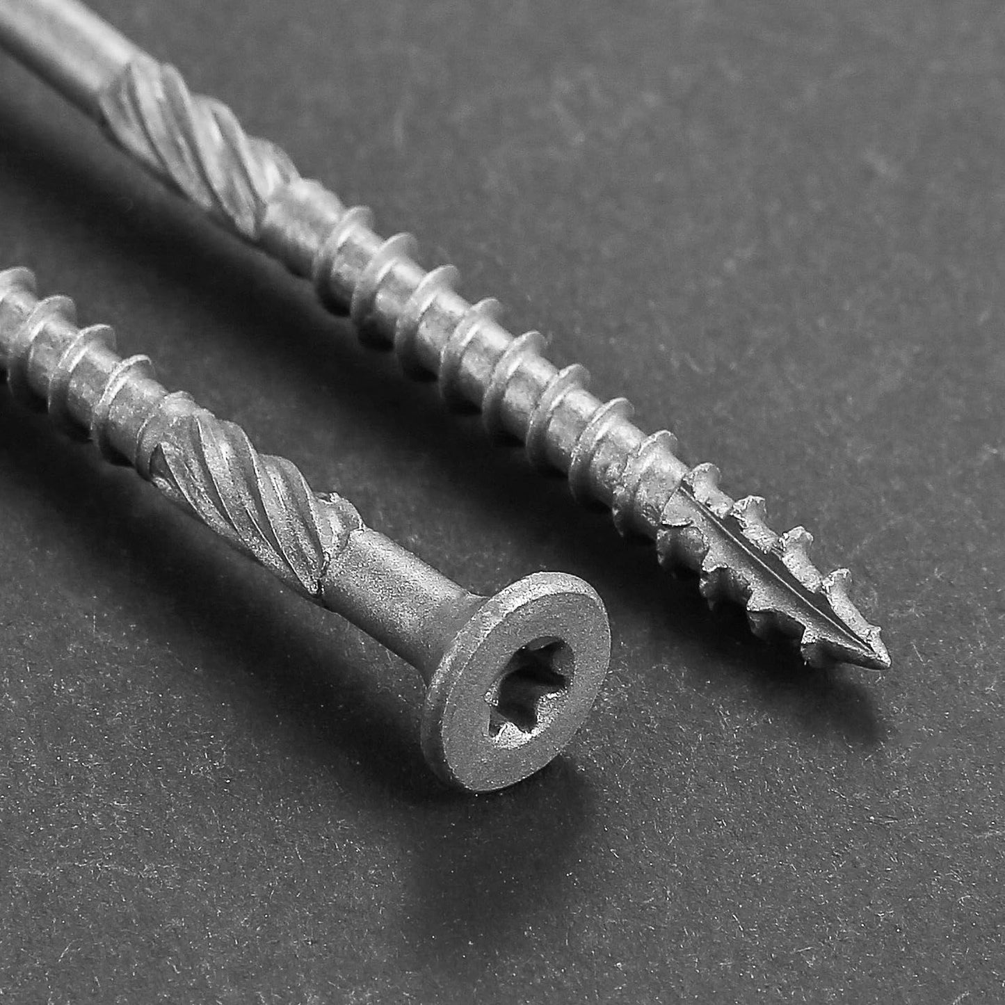 Wensilon #8 * 1-5/8" 304 Stainless Steel Deck Screws, (3300pcs) 15 lbs.Exterior Wood Screws, Rust Resistant epoxy Coated, Bronze, T20 Star Bit