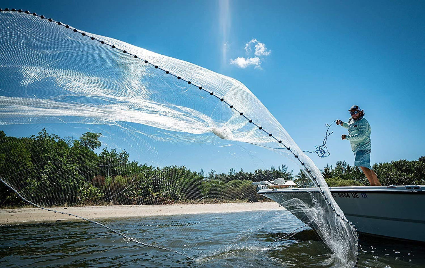 Hand Cast Net - Casting Nets for Fishing - Premium Fish Traps for Large Minnow Bait - Bait Net for Lakes, Rivers, Ocean, Salt & Freshwater- Fishing Traps Net for Small/Large Fish, 1lbs/Ft