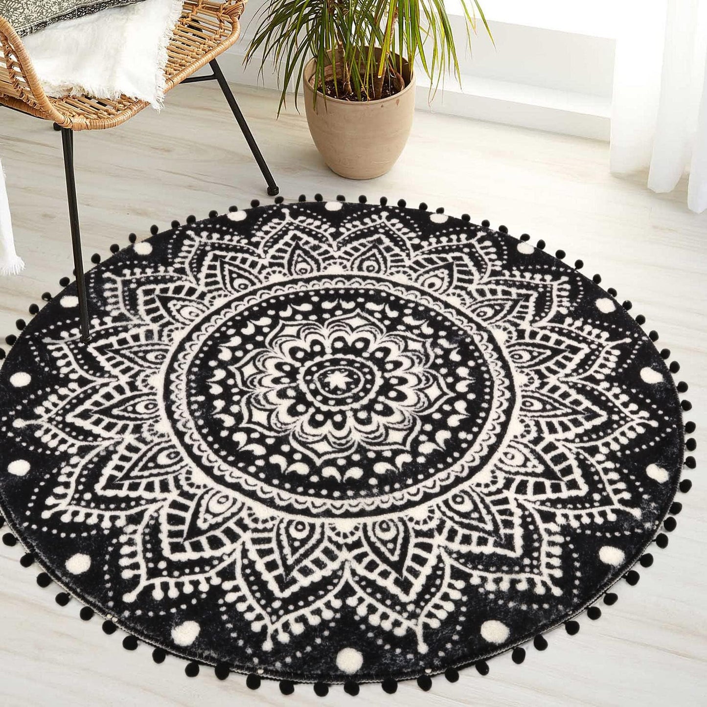 Uphome Boho Round Rug for Living Room 4' Circular Black Mandala Area Rug with Pom Poms Fringe Washable Cute Bohemian Accent Throw Rugs Non-Slip Soft Floor Mat for Bedroom Sofa Kids Room Nursery