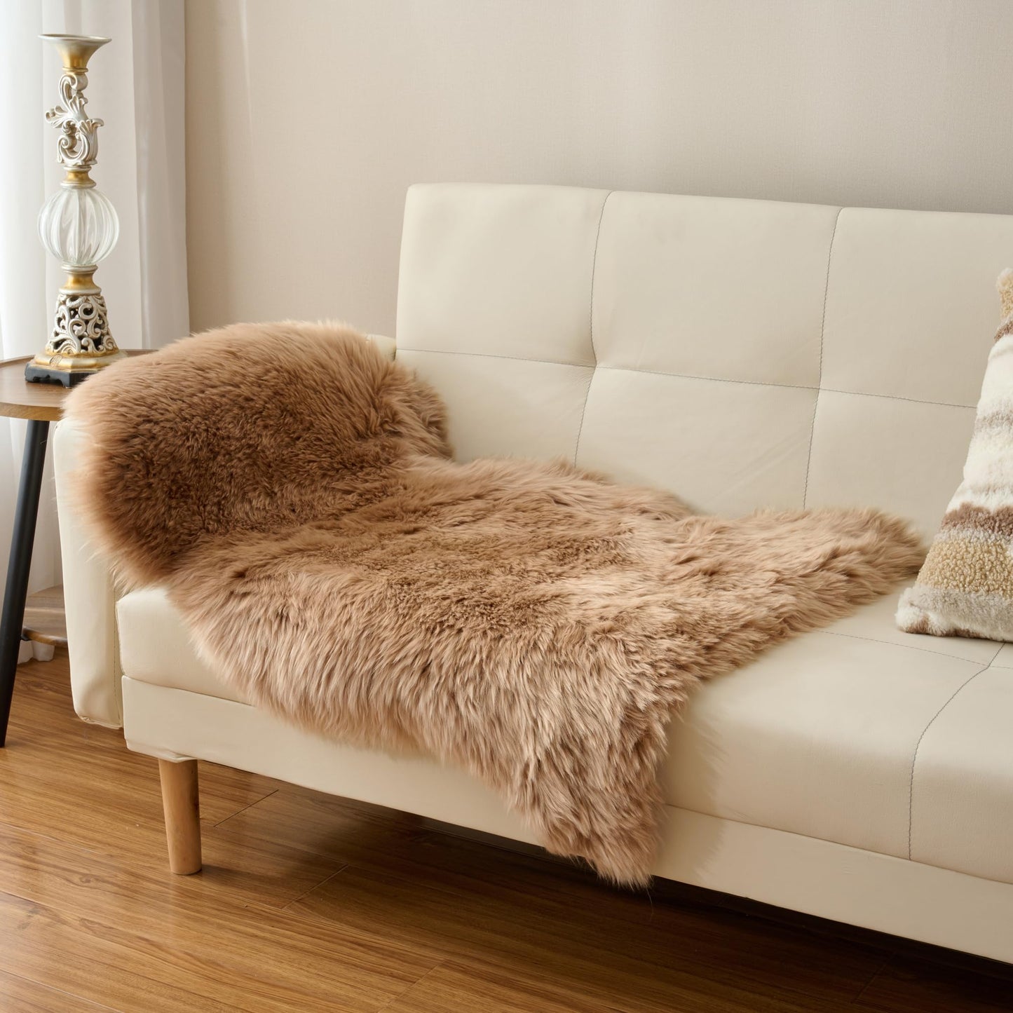 GINAMUSE Premium Genuine Sheepskin Area Rug for Bedroom,Real Fluffy Soft Wool Fur Carpet Natural Luxury Lambskin Rug Seat Chair Covers for Couch Sofa Living Room(Tan,2×3 Feet Sheepskin)