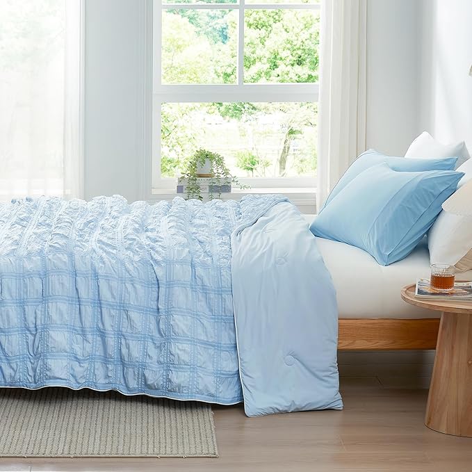 Cozy Bliss Cooling Comforter Queen Size Seersucker Plaid, Q-Max 0.4 Reversible Lightweight Cooling Blanket, Breathable Silk Smooth Summer Bedding Quilt for Hot Sleepers Night Sweats Blue