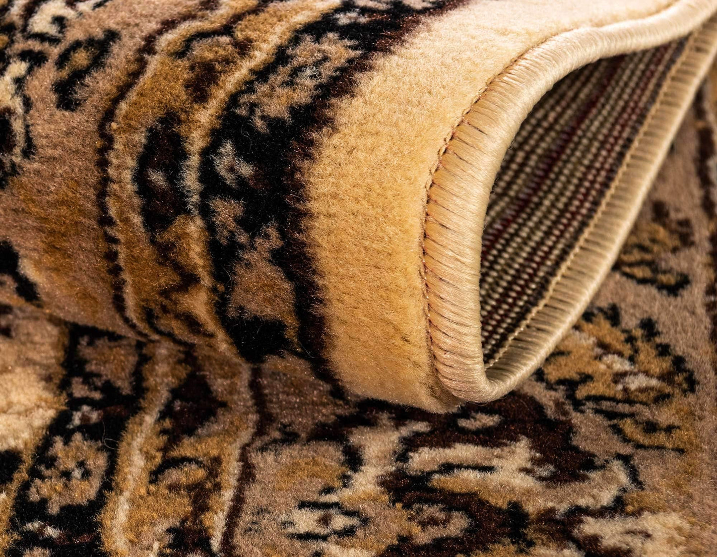 Unique Loom Sialk Hill Collection Area Rug - Washington (5' 3" x 8' Rectangle Ivory/Black)
