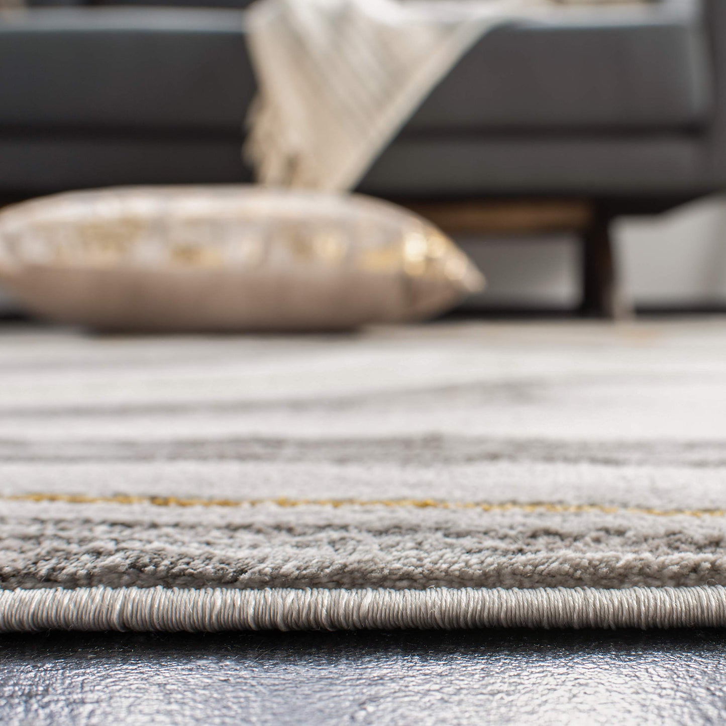SAFAVIEH Area Rug 8x10 - Craft Collection - Large - Grey & Gold, Modern Abstract Design, Non-Shedding & Easy Cleaning, Ideal for Living Room, Bedroom, Office, Dining Space (CFT819F)