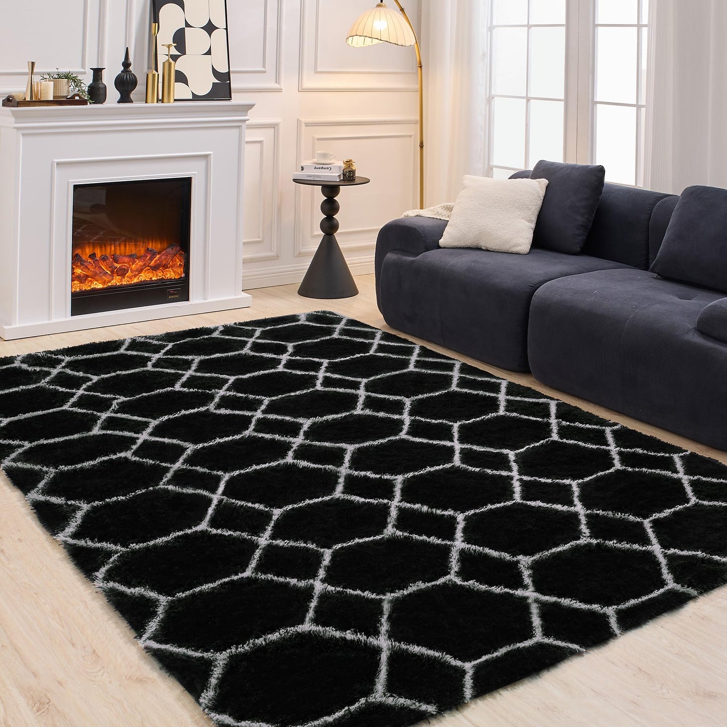 ARKIIKI Fluffy Rug for Bedroom Living Room, 4x6 Black and White Soft Area Rug, Machine Washable Shag Geometric Fuzzy Kids Non Slip Carpet Home Decor Aesthetic, Plush Floor Mat for Nursery Teen Dorm