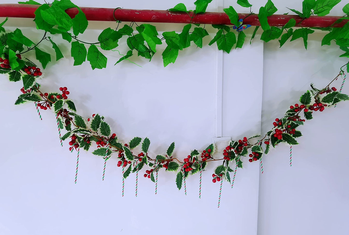 50 Pcs Christmas Candy Canes 5.9 inch Plastic Christmas Tree Hanging Ornaments Twisted Green Crutch Candy Canes for Xmas Home Indoor Outdoor Party Decoration (Green red White)