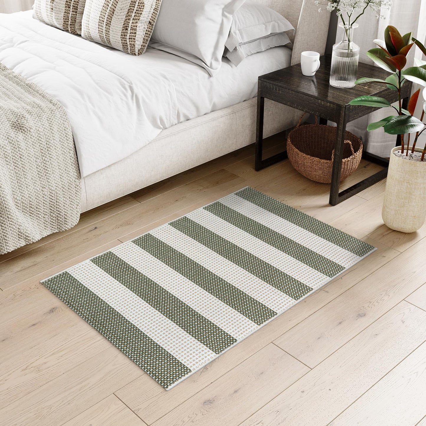 Sungea Green and White Striped Rug-2x3 Front Door Mat Outdoor,Washable Reversible Porch Rug Cotton Hand-Woven Spring Doormat, Foldable Layered Door Mats for Entryway/Farmhouse