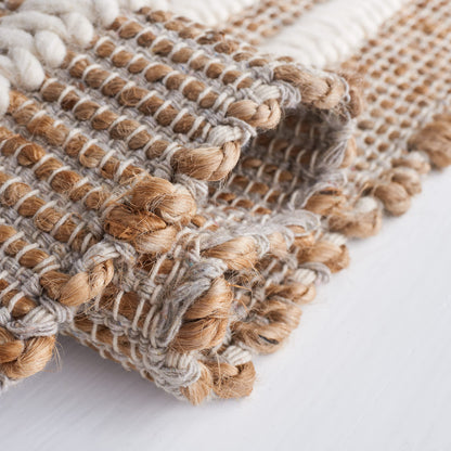 SAFAVIEH Natural Fiber Collection Accent Rug - 4' x 6', Natural & Ivory, Flat Weave Farmhouse Boho Jute & Wool Design, Ideal for High Traffic Areas in Entryway, Living Room, Bedroom (NFB377A)