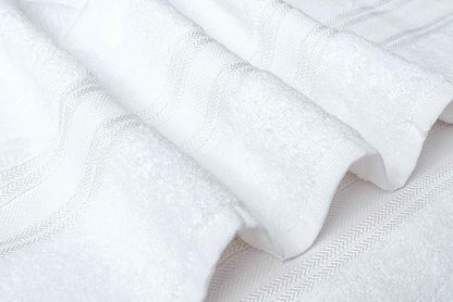 Large Bath Towels Set of 4 – 27x54 Inches – 100% Cotton – Quick Dry & Highly