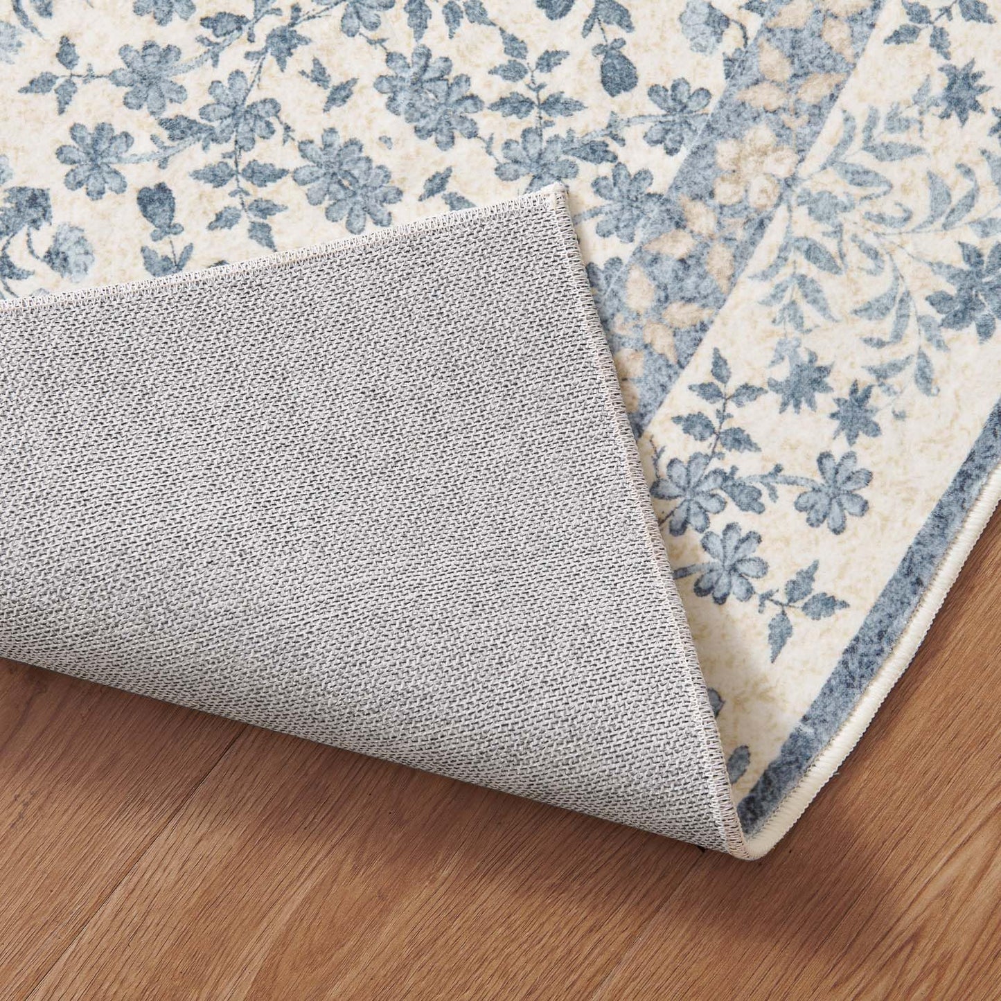 jinchan Zenith Corner Rug 4x4 Area Rug Floral Soft Aesthetic Non-Slip Low Pile Machine Washable Carpet for Entryway Bedroom Kids Room Kitchen College Dorm Blue/Cream