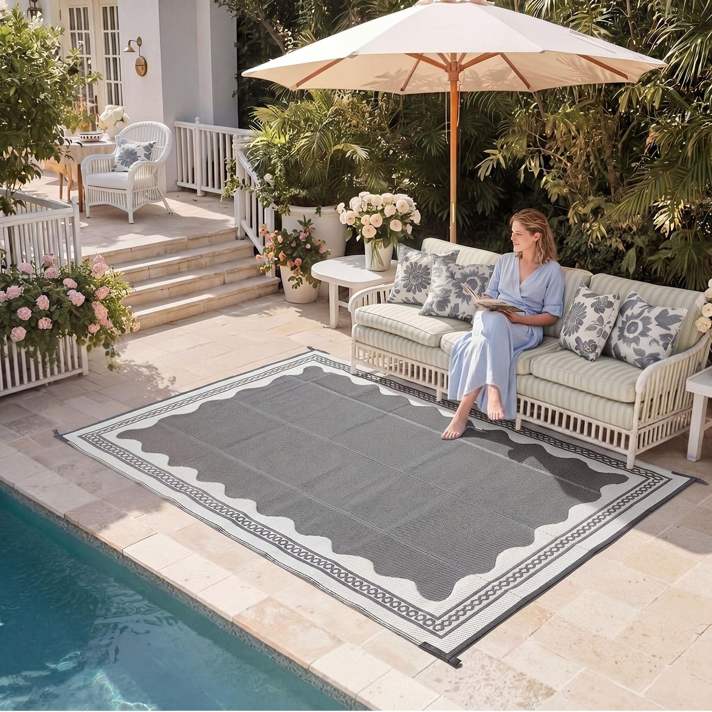 Dunzy Scalloped Outdoor Patio Rug, 6 x 9 ft Non-Slip Reversible Plastic Straw Pool Rug Indoor Outdoor Area Mat for Outside Rv Camping Deck Pool Beach Porch Backyard (Grey, White)