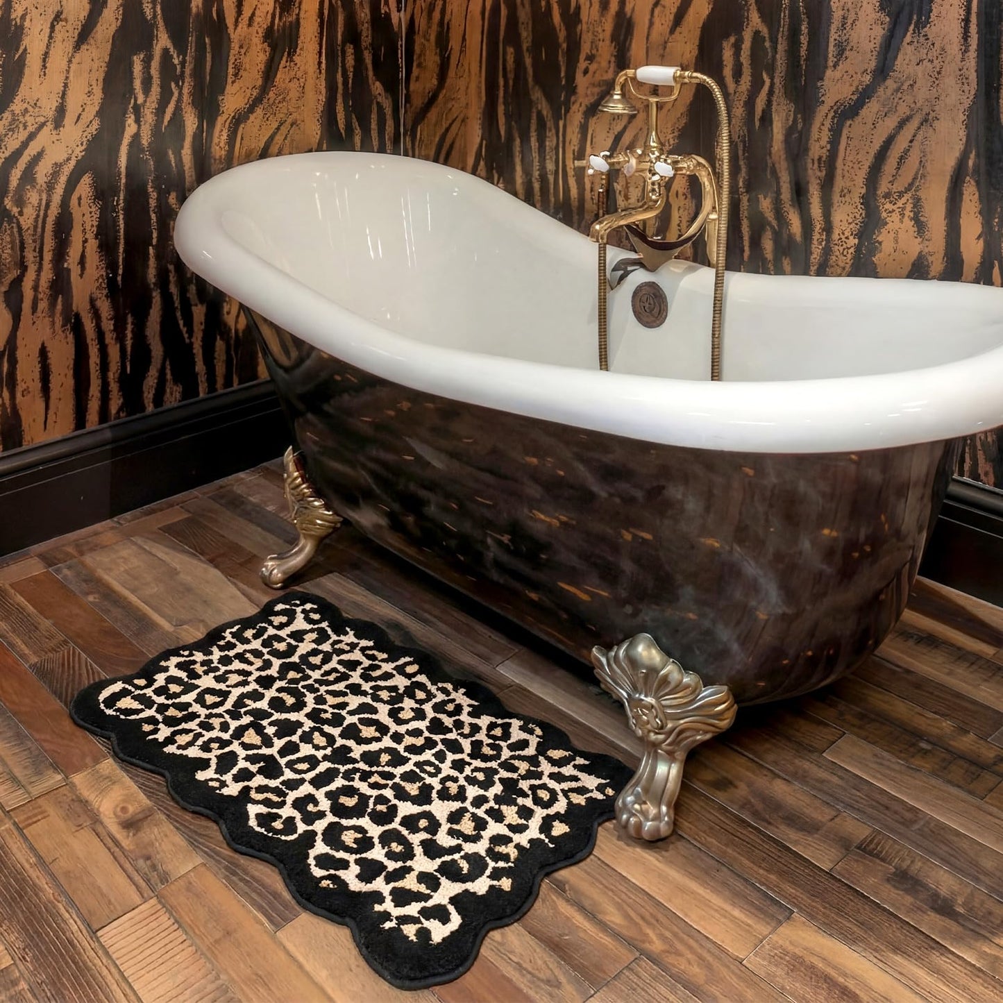 Dunzy Scalloped Cheetah Rug Leopard Bathroom Mat Cheetah Print Room Decor Cute Absorbent Bath Mat for Bathroom Non Slip Soft Leopard Bath Rug Western Decor for Home Living Room Bedroom, 20 x 31