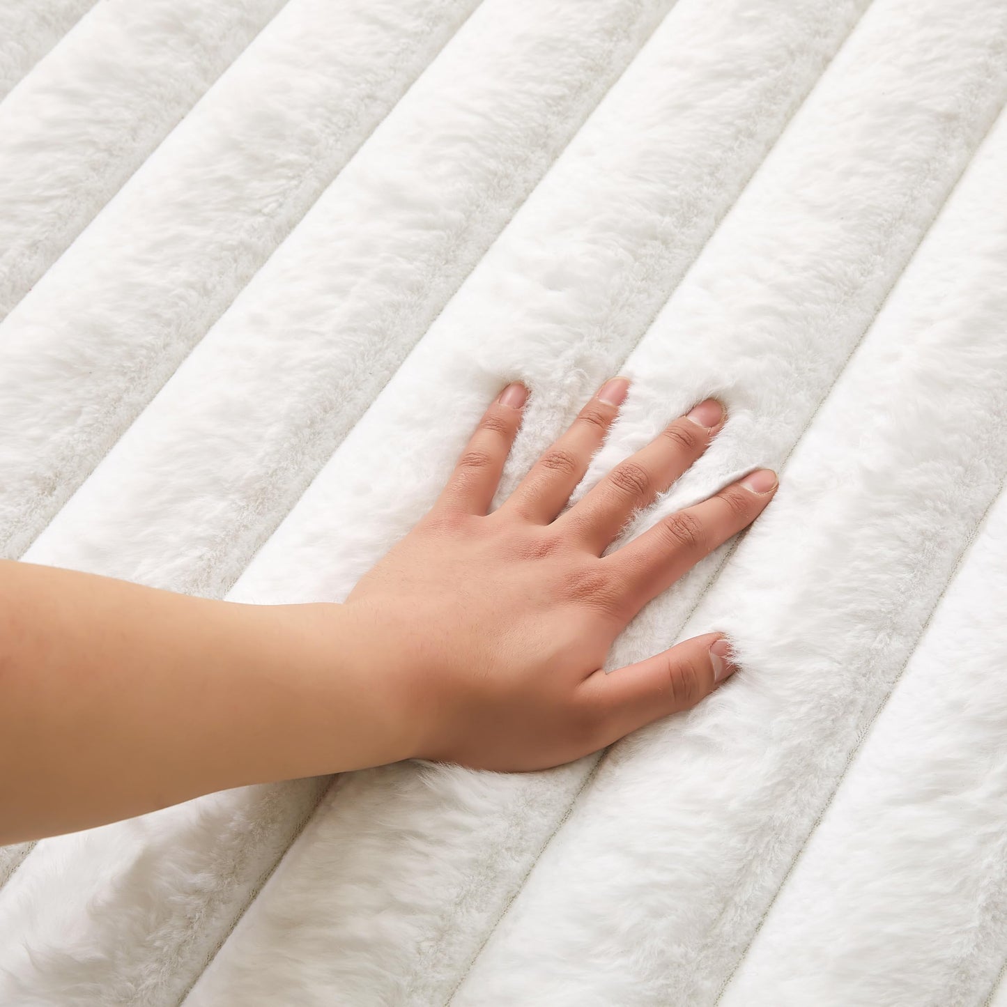 White Rabbit Striped Plush Rug 5'x7', Fluffy Faux Fur Shaggy Area Rug for Nursery, Kids Room Decor, Soft Fuzzy Carpet for Living Room, Bedroom, Teen Girls Room