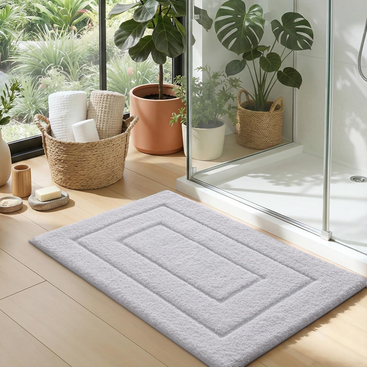 DEXI Bathroom Rug 36x24, Non Slip Washable Bath Mat for Shower Floor, Absorbent Soft Bathmat with Rubber Backing, Quick Dry Microfiber Carpet, White