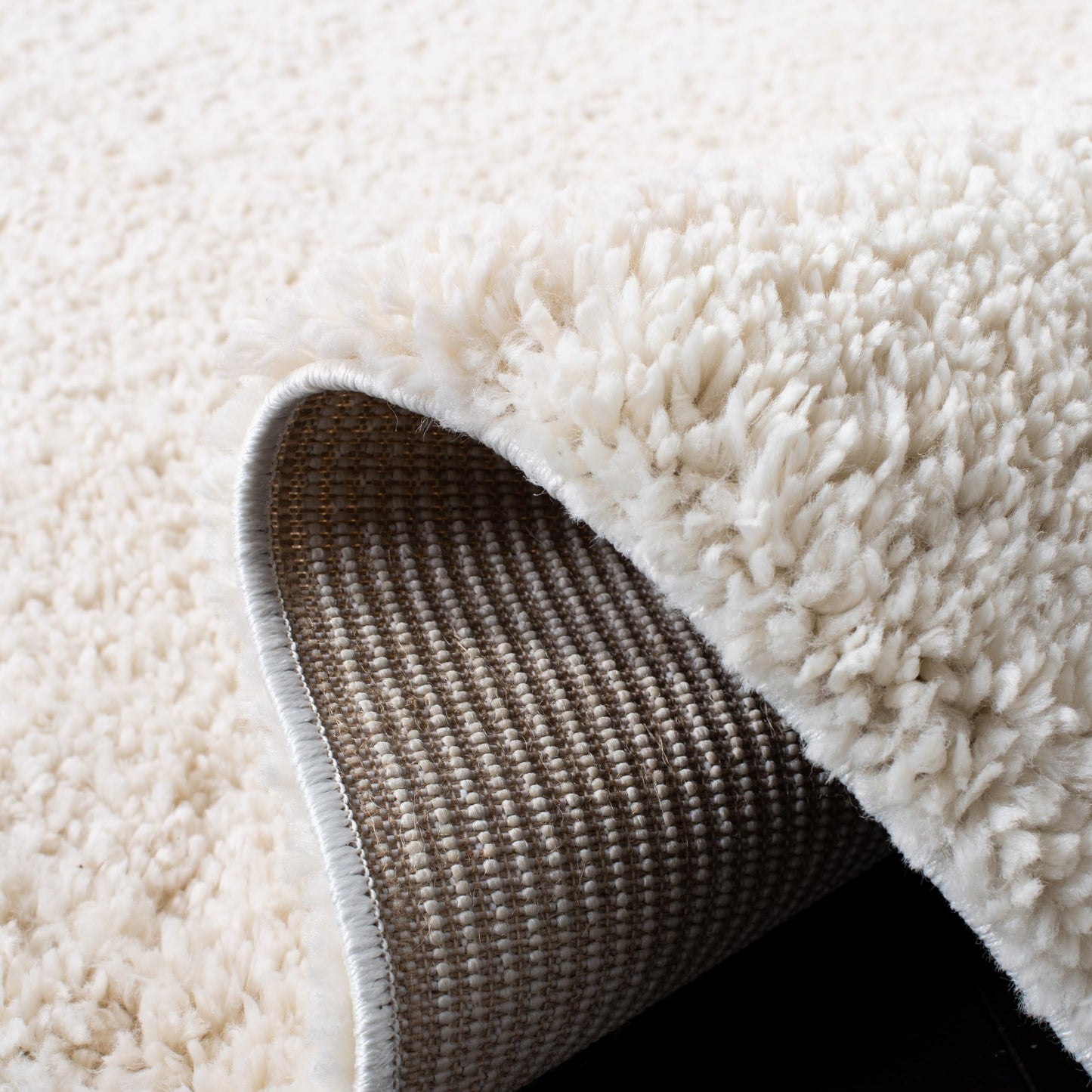 SAFAVIEH Area Rug 8x10 - August Shag Collection - Large - Ivory, Solid Pattern, Non-Shedding & Easy Cleaning, Plush Thick Pile, Ideal for Living Room, Bedroom, Dining Space (AUG900C)