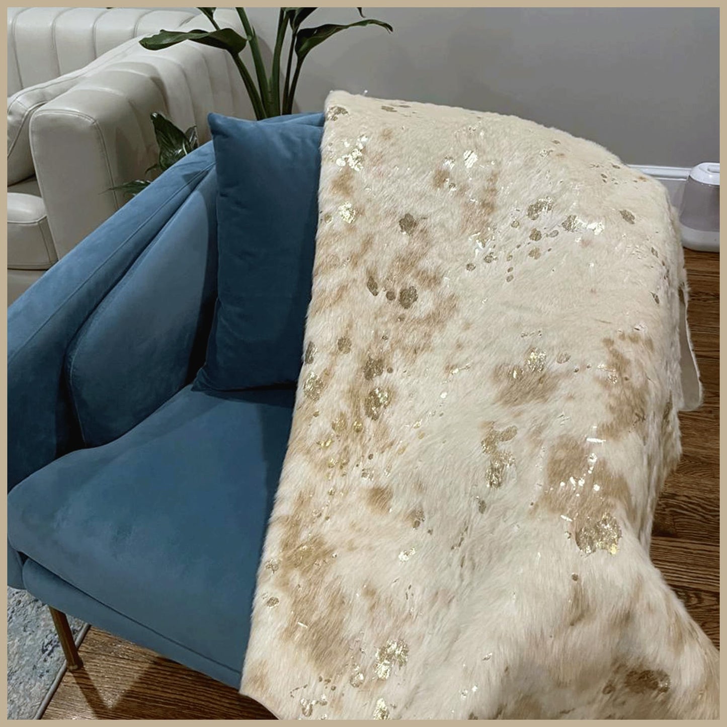 ZIARA Cowhide Rug for Living Room 79.2 x 60 in (5x7 ft) - Faux Fur Cow Hide 5x7 Area Rugs - Animal Print Rug for Bedroom Dining Decor, Gift, Off White, Cruelty-Free
