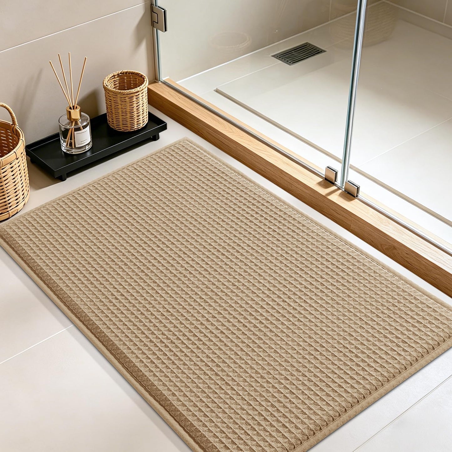 ACCUMTEK Memory Foam Bath Mat, Ultra Soft Absorbent Waffle Bathroom Rugs, Super Non-Slip PVC Backing Bath Rug Quick Dry, Machine Washable Rug for Tub, Shower, Home Decor Accessory, 32" x 20", Beige