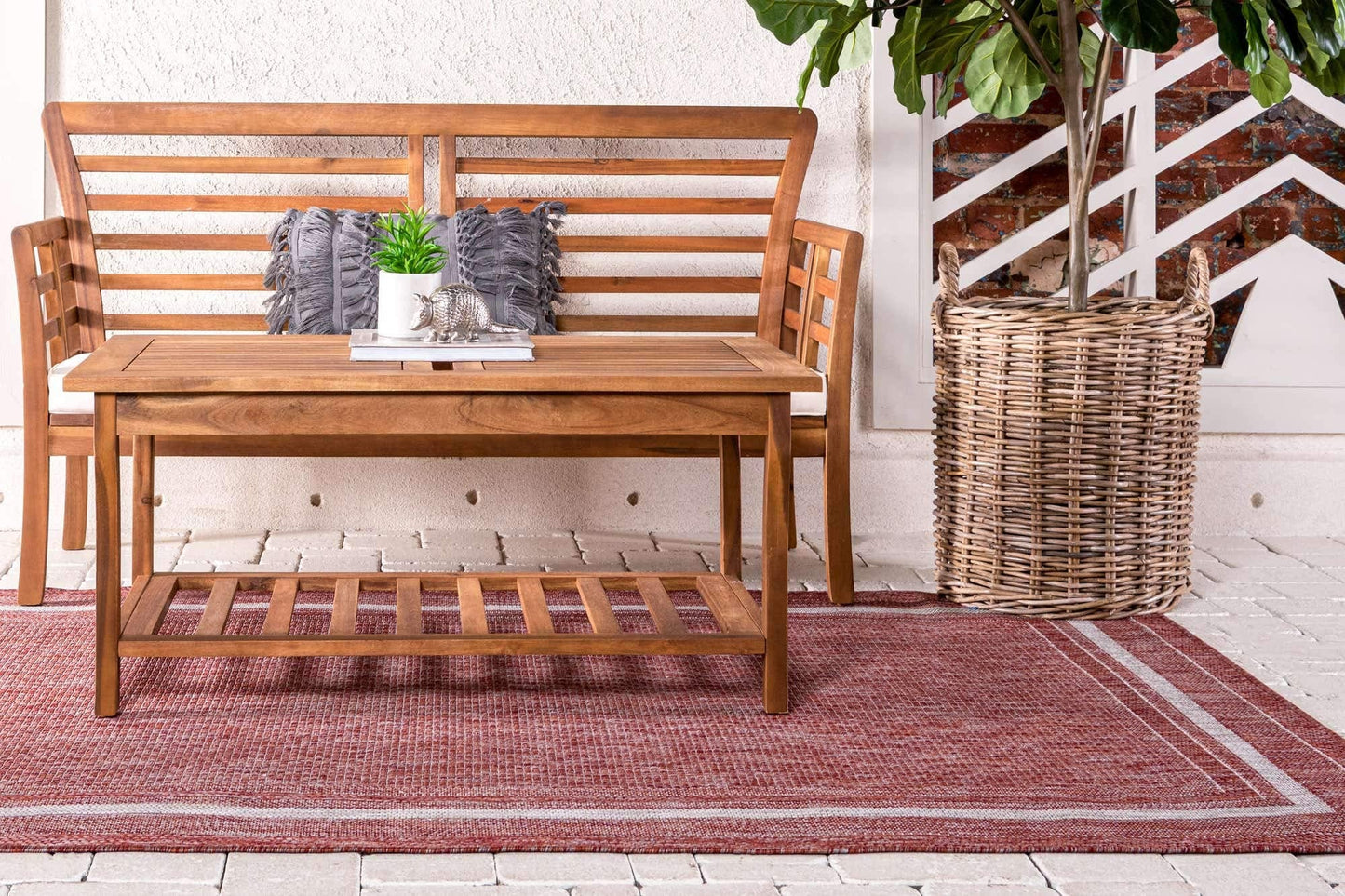 Unique Loom Outdoor Border Collection Area Rug - Soft Border (4' 1" x 6' 1" Rectangle, Rust Red/ Ivory)
