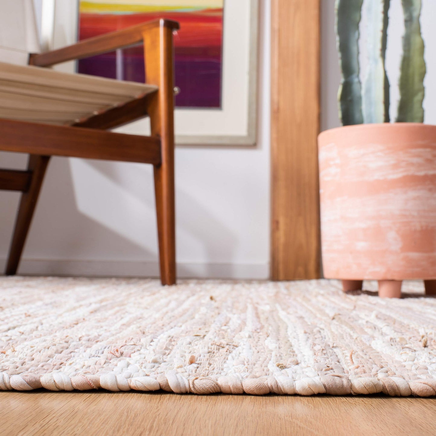 SAFAVIEH Montauk Collection Area Rug - 5' x 8', Beige, Handmade Flat Weave Cotton, Ideal for High Traffic Areas in Living Room, Bedroom (MTK251B)