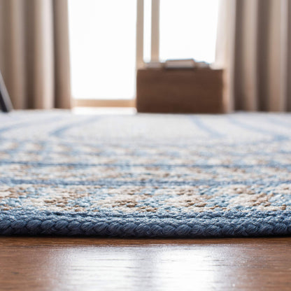 SAFAVIEH Braided Collection 3' x 5' Oval Ivory/Blue BRD401A Handmade Country Cottage Reversible Area Rug