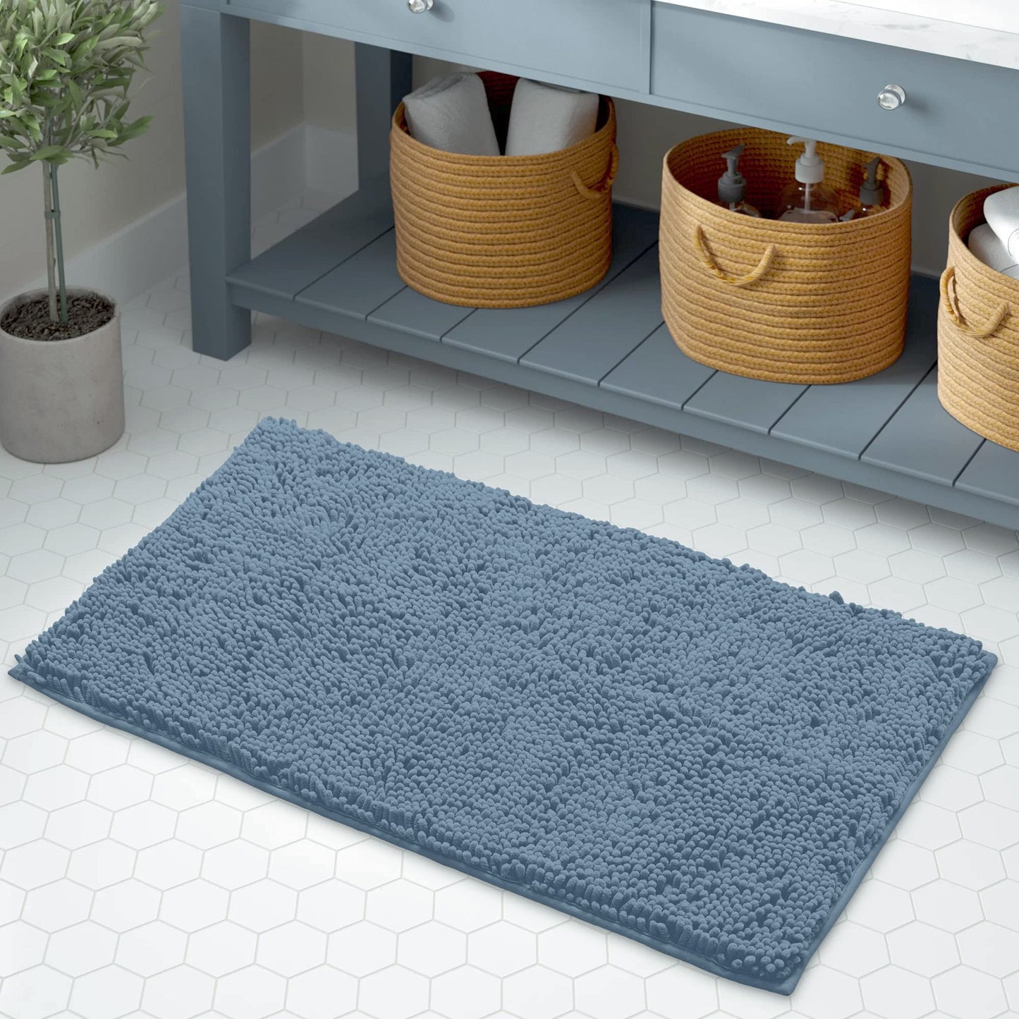 LuxUrux Bath Mat, Extra-Soft Plush Non-Slip Bathroom Rug, Luxury Chenille Microfiber Material, Super Absorbent Shaggy Bath Rug. Machine Wash & Dry (17 x 24 inches, Sky Blue)