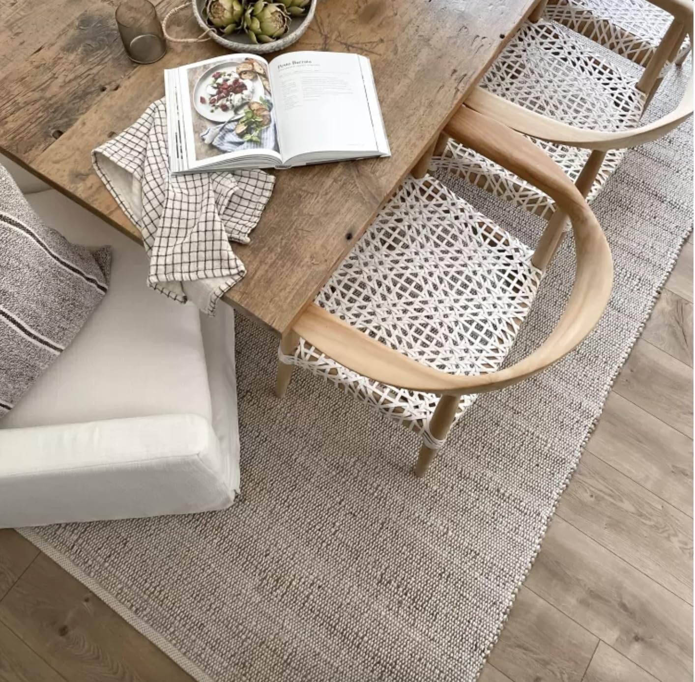 SISOSU Jute Cotton Area Rug, Hand Woven Traditional Farmhouse Rug for Living Room, Bedroom, Dining Room & Entryway, Natural Beige Home Décor Carpet, Eco-Friendly, 5 x 8 Feet