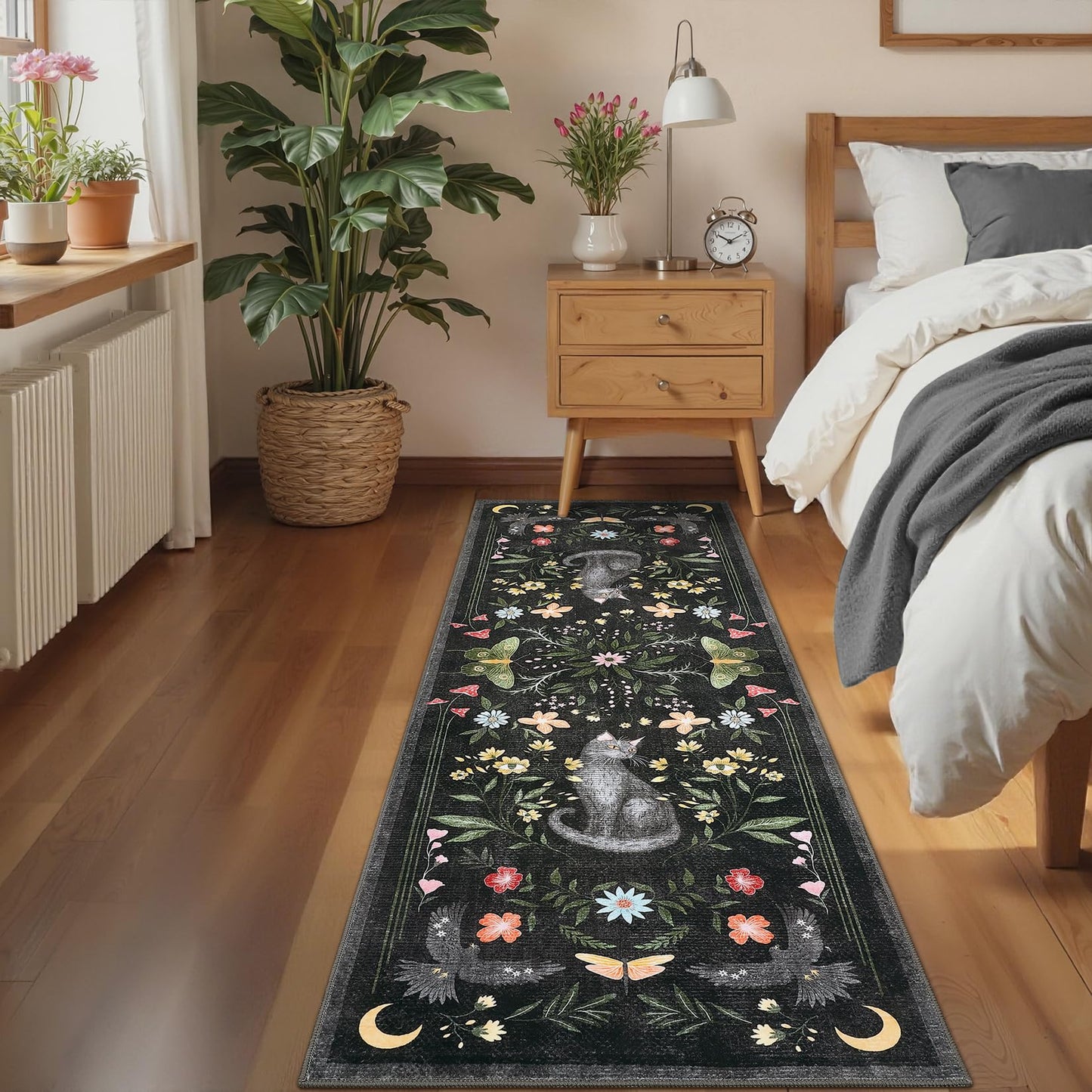 GarveeHome 2x6 Cat Washable Runner Rug for Kitchen, Soft Black Hallway Runner Non Slip Mushroom Moths Entryway Rug Floral Laundry Mat Stain Resistant Carpet for Bedroom Bathroom Beside Rug