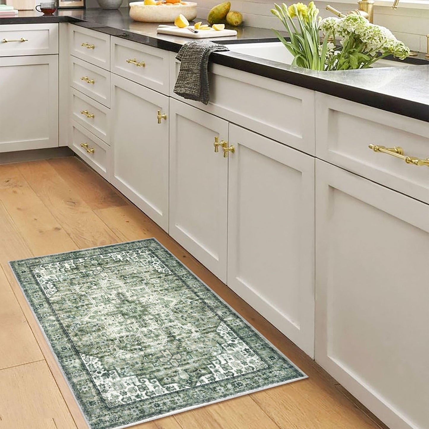 SIILOOM 2x3 Washable Rug for Entryway, Green Soft Traditional Printed Area Rug, Non-Slip Kitchen Rugs, Low-Pile Medallion Indoor Door Mat, Farmhouse Carpet for Entrance Kitchen Foyer