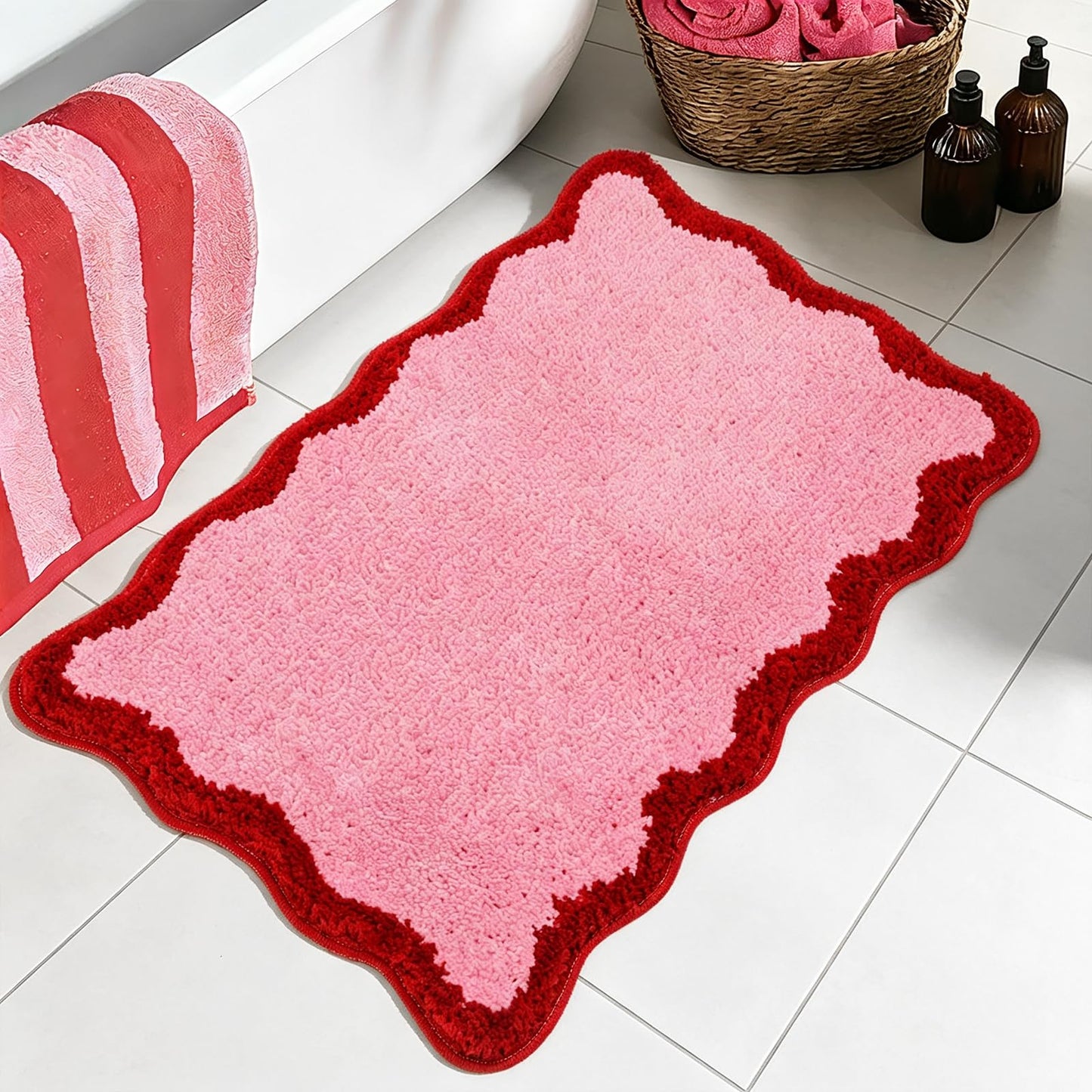 Whaline Pink Rug Mat Bathmat Red Scalloped 26.6 x 16.5 Inch Absorbent Bathroom Rug for Valentine's Day Wedding Anniversary Holiday Kitchen Living Room Decoration