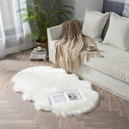 MIULEE Luxury Soft Fluffy Area Rug 3x5 Feet, Faux Fur Sheepskin Rug Decorative Plush Shaggy Carpet for Christmas Decor Bedside Sofa Floor, White