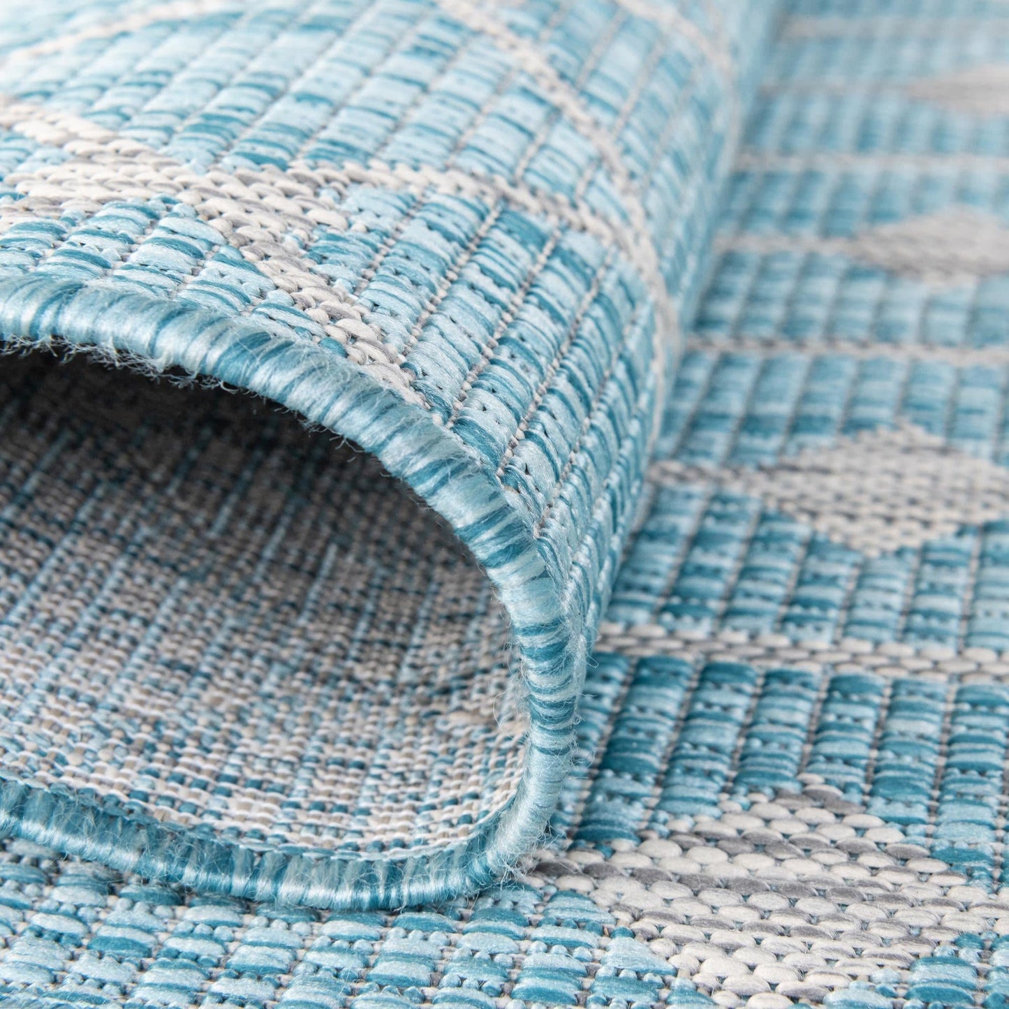 Unique Loom Outdoor Trellis Collection Area Rug - Tribal Trellis (3' 3" x 5' 3" Oval, Aqua/ Ivory)