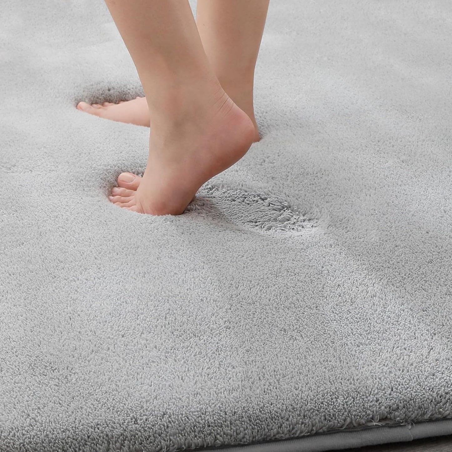 MINIDEAR Bathroom Rugs Sets 2 Piece - Thick Memory Foam Bath Mat, Ultra Soft, Plush Fluffy, Non-Slip, Quick Dry, Absorbent Washable Mat for Tub, Home Decor (24x17 & 32x20 Inch, Light Gray)