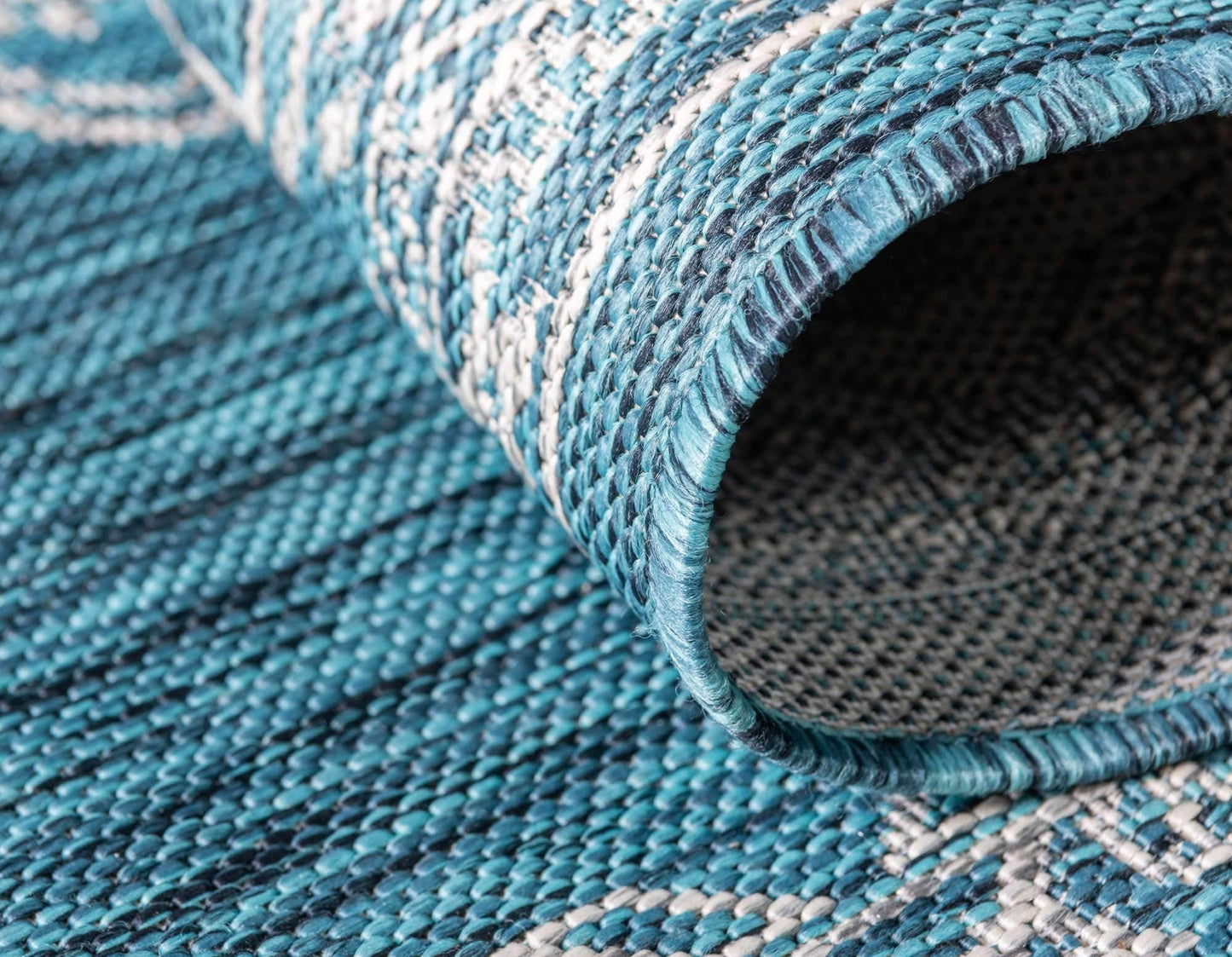 Unique Loom Outdoor Traditional Collection Area Rug - Antique (4' 1" Round, Teal/ Gray)