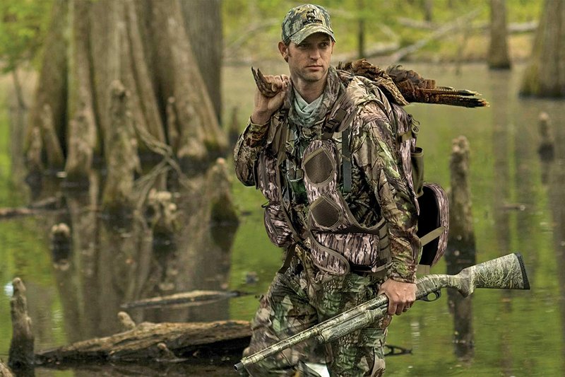 UIIHUNT Turkey Hunting Vest with Seat: Lightweight Turkey Hunting Vest with Game Pouch, Adjustable Hunting Gear Accessories, Hunting Clothes for Men Women