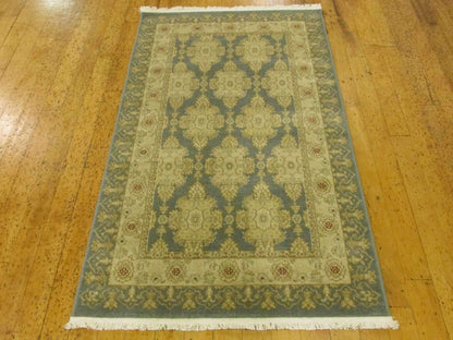 Unique Loom Edinburgh Collection Area Rug - Zinnia (3' 3" x 5' 3" Rectangle, Blue/ Beige)