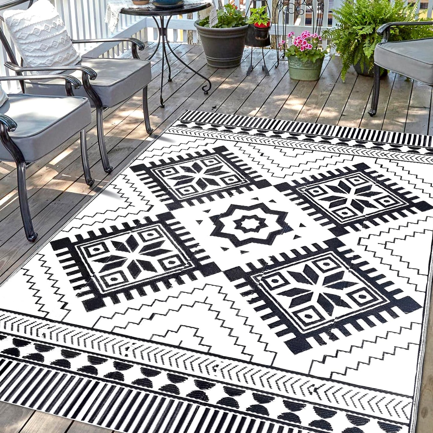 Waterproof Outdoor Rug 5x8ft, Boho Reversible Plastic Straw Mat for Patio RV Deck Porch Backyard Balcony Camping Picnic Beach Indoor Outdoor Carpet, Black&White
