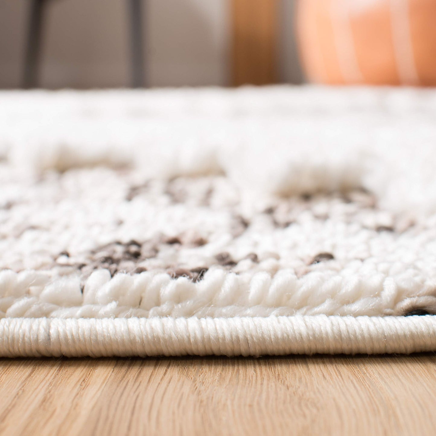 SAFAVIEH Moroccan Tassel Shag Collection Area Rug - 6'7" x 9'2", Ivory & Brown, Boho Design, Non-Shedding & Easy Care, 2-inch Thick Ideal for High Traffic Areas in Living Room, Bedroom (MTS652A)