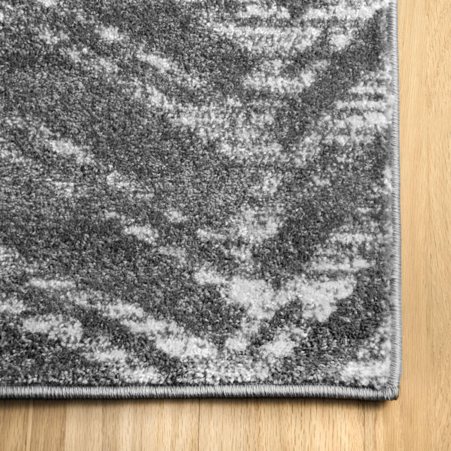 Nuloom Rosanne Dark Grey/Ivory, 8' x 10', Chevron, Soft and Cozy, High Traffic, Stain Resistant, Easy Clean, Durable Area Rug for Bedroom, Living Room, Dining Space, Den, Foyer, Entryway
