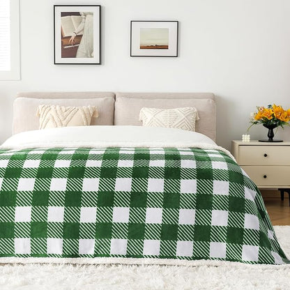 Touchat Sherpa Plaid Twin Blanket 60" X 70", Fuzzy Fluffy Soft Cozy Throw Blanket, Twin Size Plush Fleece Flannel Plush Microfiber Blanket for Couch Bed Sofa (GreenWhite)