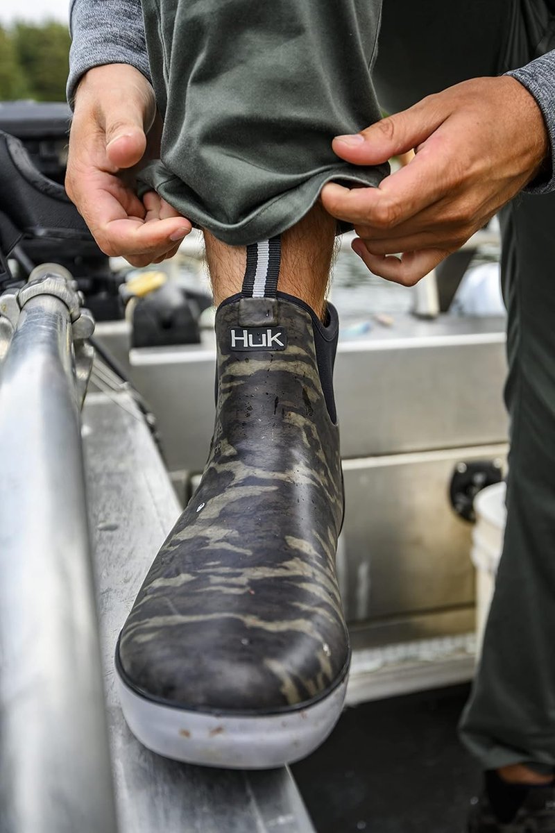 HUK Rogue Wave Fishing Shoes - High-Performance Deck Boots for Men | Waterproof, Lightweight, Durable