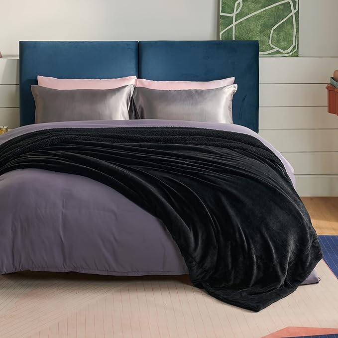 Bedsure GentleSoft Sherpa Fleece Blankets Queen Size for Bed - Thick and Warm Throw for Men, Soft Fuzzy Plush Queen Blanket for Winter, Black, 90x90 Inches