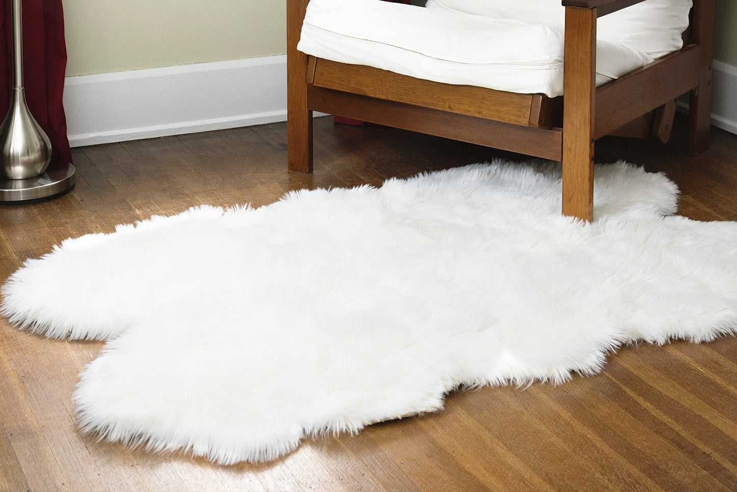 Walk on Me Silky Soft Faux Fur Rug, 3 ft. x 5 ft. White Fluffy Rug, Shaggy Sheepskin Great for Living Room, Bedroom, Kid's Room, or Nursery, Home Décor Accent, Machine Washable with Non-Slip Backing