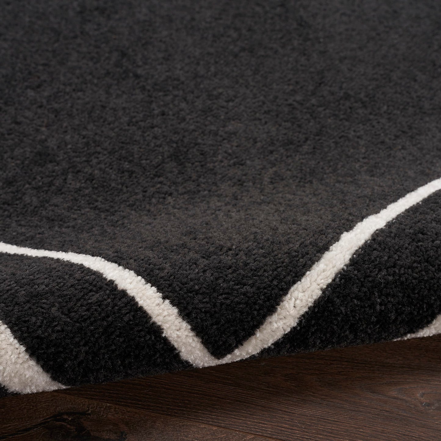 Nourison Home Nourison Essentials Black Ivory 5' x 7' Area Rug - Easy Clean, Non Shedding, Bed Room, Living Room, Dining Room, Kitchen (5' x 7')