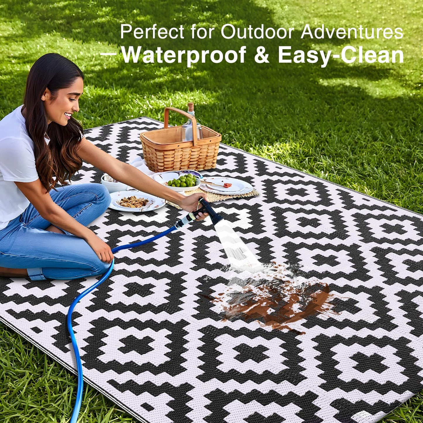 OLANLY Waterproof Outdoor Rug 5x8 ft, Outdoor Plastic Straw Rug for Camping, RV Mat Outside, Indoor Outdoor Carpet for Porch, Deck, Backyard, Balcony, Picnic, Black & White